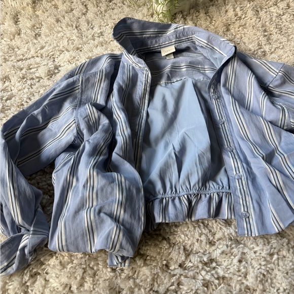 A New Day Light Blue and White Striped cropped chic stylish belly shirt long Top - Picture 3 of 6